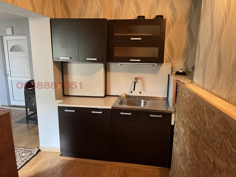 Продава КЪЩА, гр. Берковица, област Монтана, снимка 5 - Къщи - 52778922