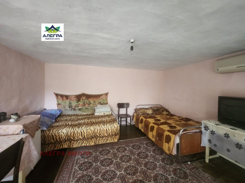 Till salu  Hus region Pazardzhik , Sinitovo , 140 kvm | 41225752 - bild [7]