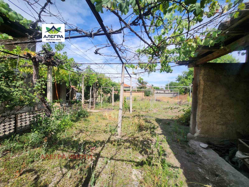 Till salu  Hus region Pazardzhik , Sinitovo , 140 kvm | 41225752 - bild [2]