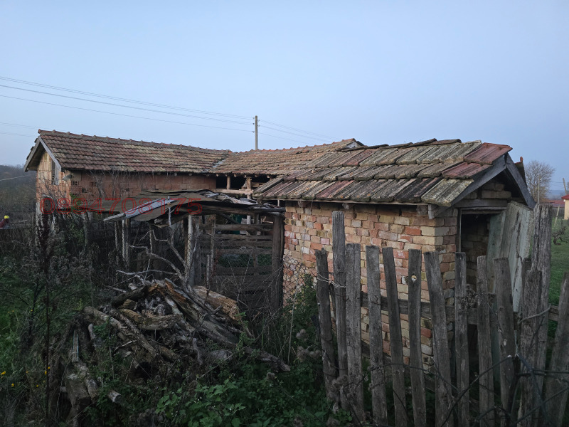 Продава КЪЩА, с. Кочмар, област Добрич, снимка 8 - Къщи - 52782061