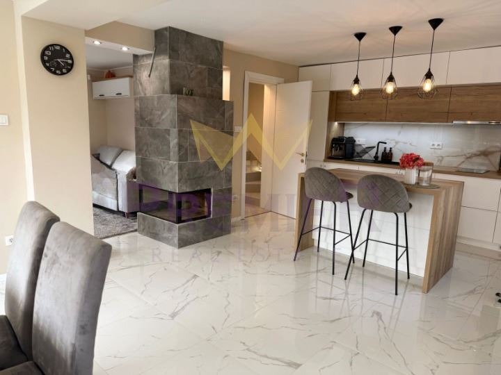 Продава КЪЩА, гр. София, с. Войнеговци, снимка 4 - Къщи - 53230210