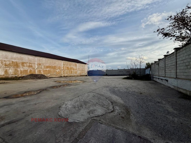 Продава ПРОМ. ПОМЕЩЕНИЕ, гр. Балчик, област Добрич, снимка 16 - Производствени сгради - 52285883