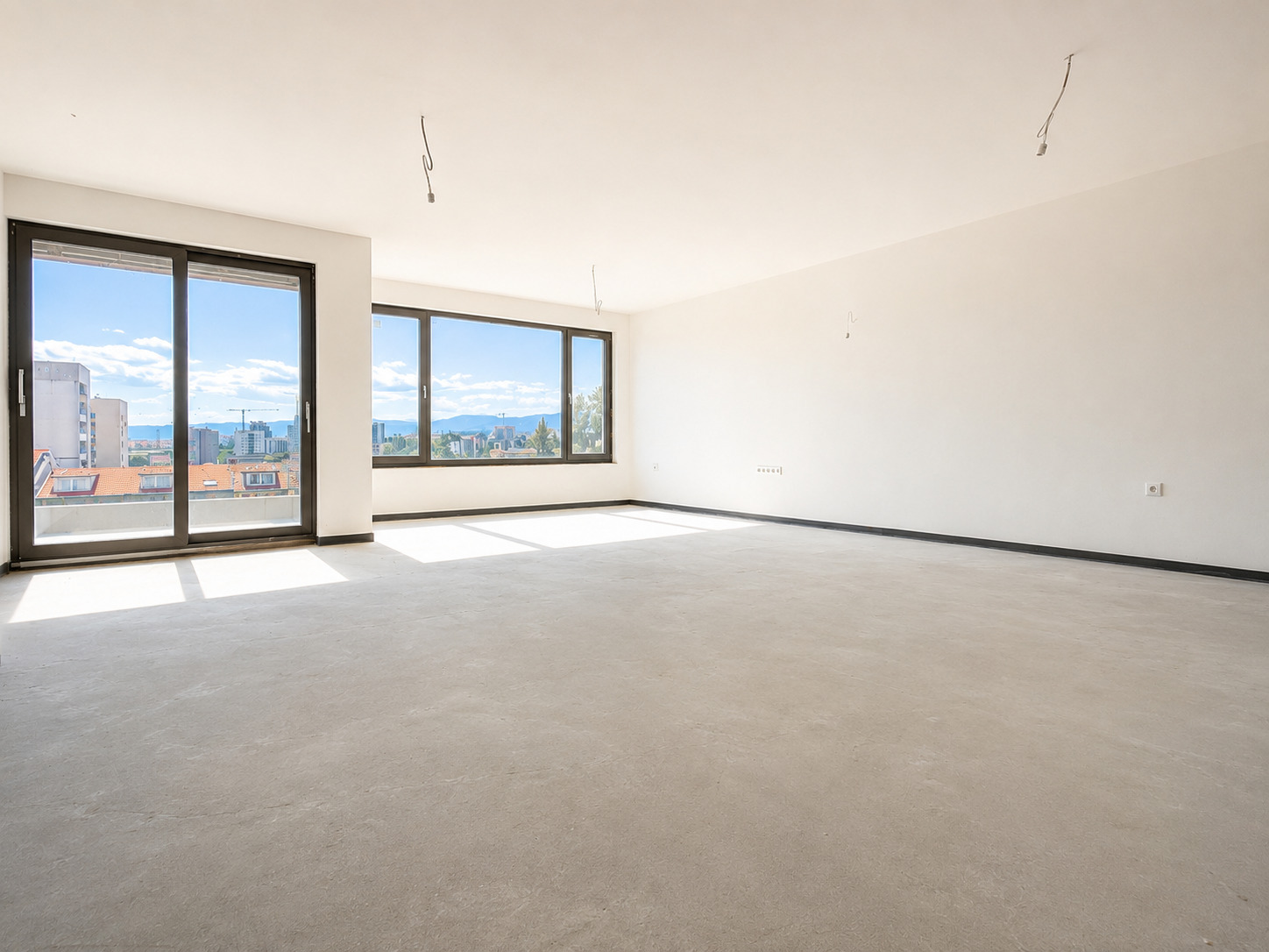 Продава МНОГОСТАЕН, гр. София, Изток, снимка 2 - Апартаменти - 55800010