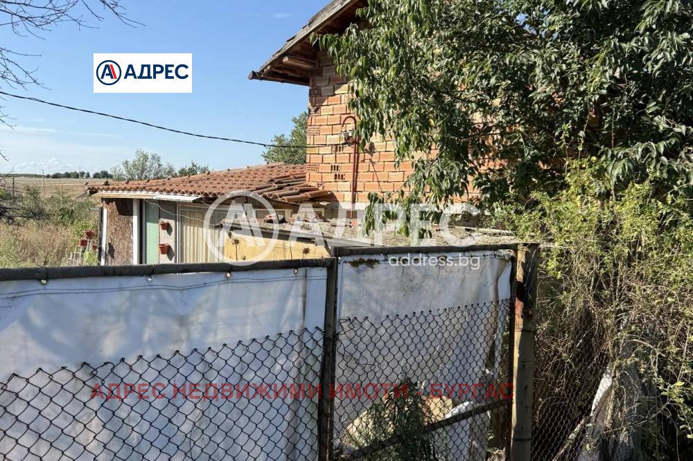 Продава КЪЩА, с. Кръстина, област Бургас, снимка 4 - Къщи - 54029596