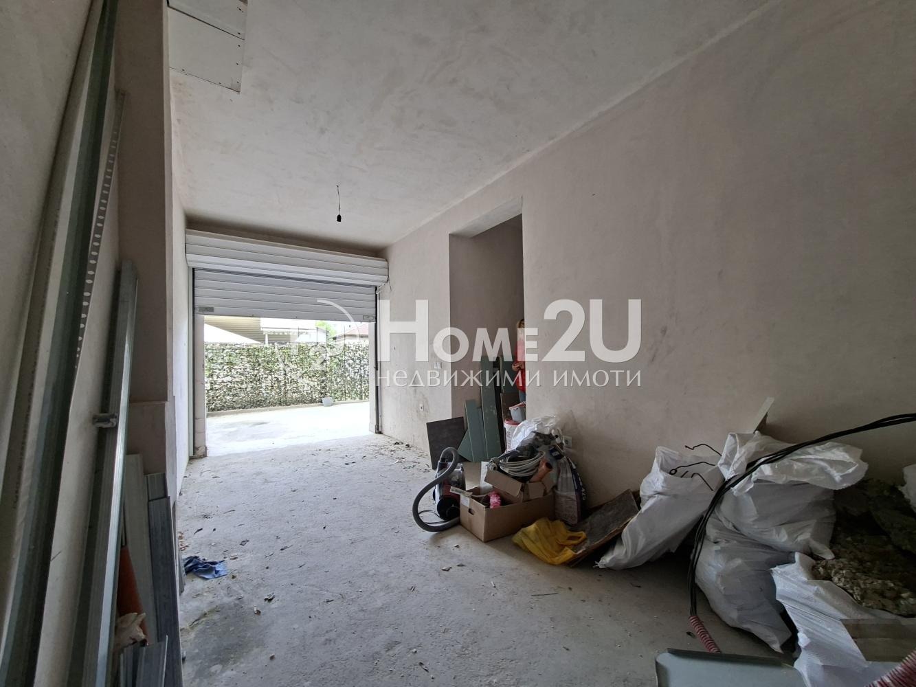 Продава ГАРАЖ, ПАРКОМЯСТО, гр. Варна, Гръцка махала, снимка 10 - Гаражи и паркоместа - 54743805