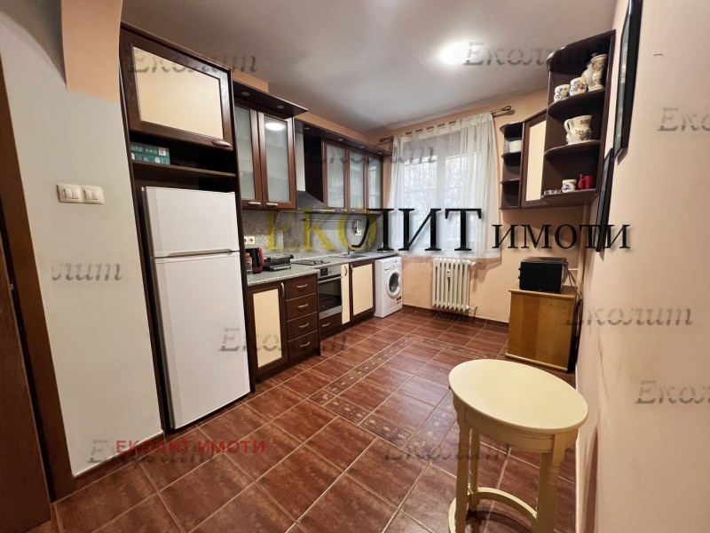 Na prodej  1 ložnice Sofia , Centar , 70 m2 | 85771047 - obraz [2]