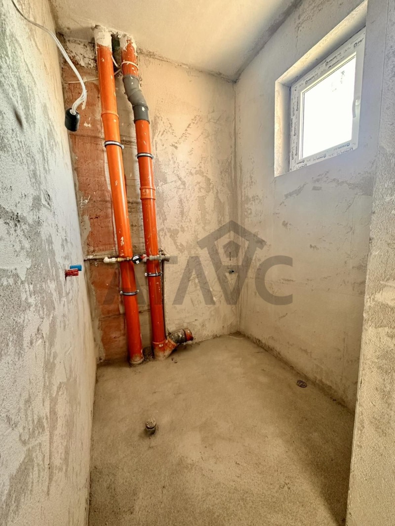 На продаж  1 спальня Пловдив , Коматевски възел , 92 кв.м | 95963135 - зображення [11]