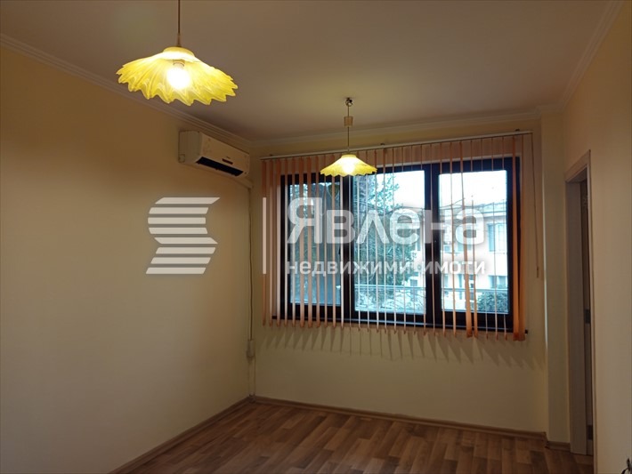 Продава 2-СТАЕН, гр. Пловдив, Център, снимка 2 - Апартаменти - 55548404