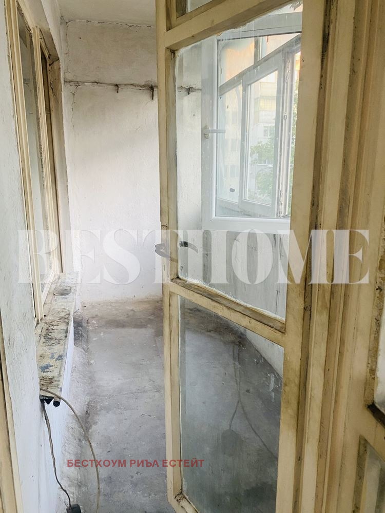 Продава  3-стаен град Варна , Окръжна болница-Генерали , 66 кв.м | 80333183 - изображение [2]
