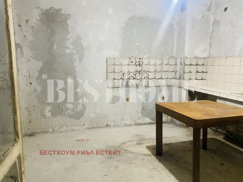 Продава  3-стаен град Варна , Окръжна болница-Генерали , 66 кв.м | 80333183
