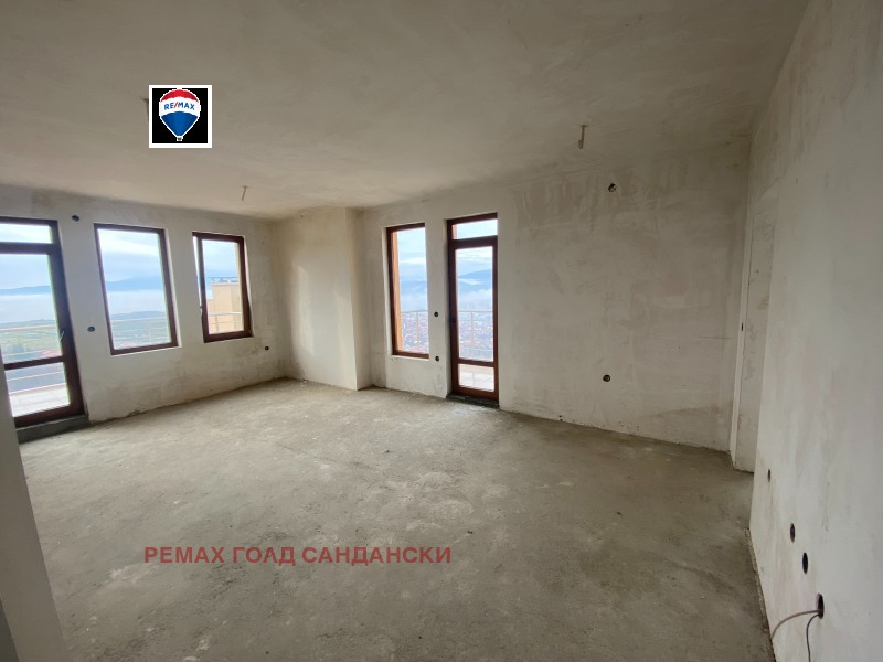 Продава 3-СТАЕН, гр. Сандански, област Благоевград