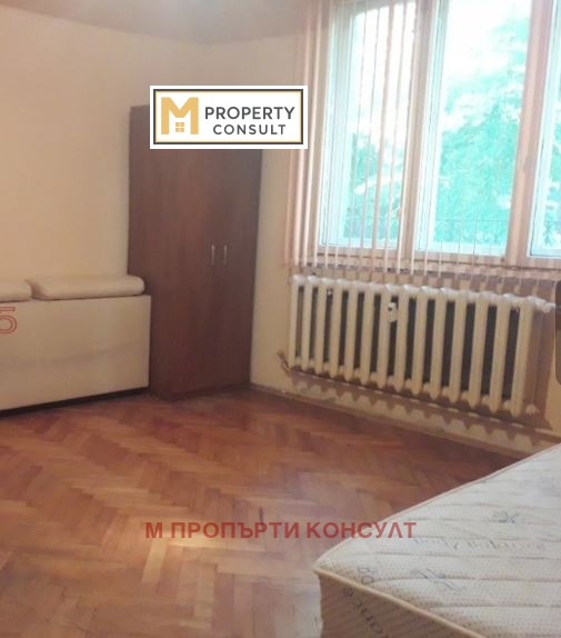 Продава 3-СТАЕН, гр. Плевен, Идеален център