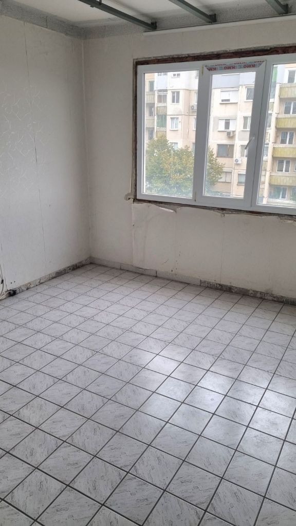 De vânzare  3 dormitoare Stara Zagora , Tri ciuciura - sever , 101 mp | 30641086 - imagine [2]