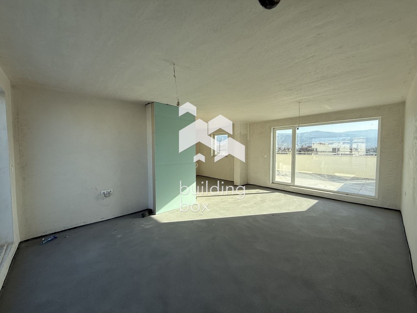 Продава 4-СТАЕН, гр. Пловдив, Остромила