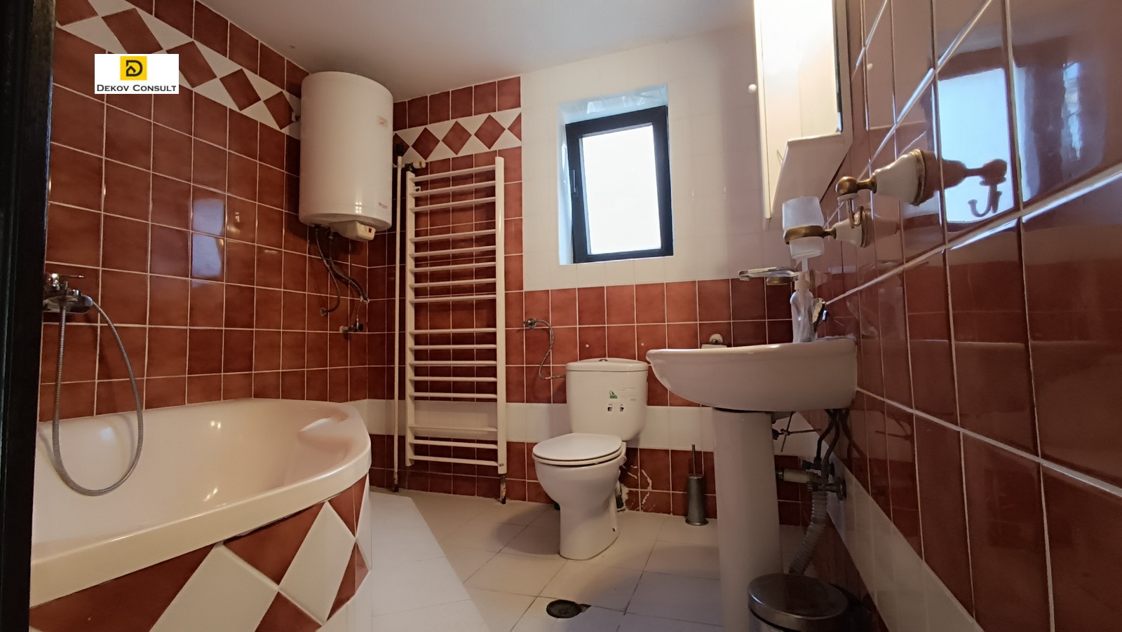 Продава КЪЩА, гр. Варна, Бриз, снимка 14 - Къщи - 53985786