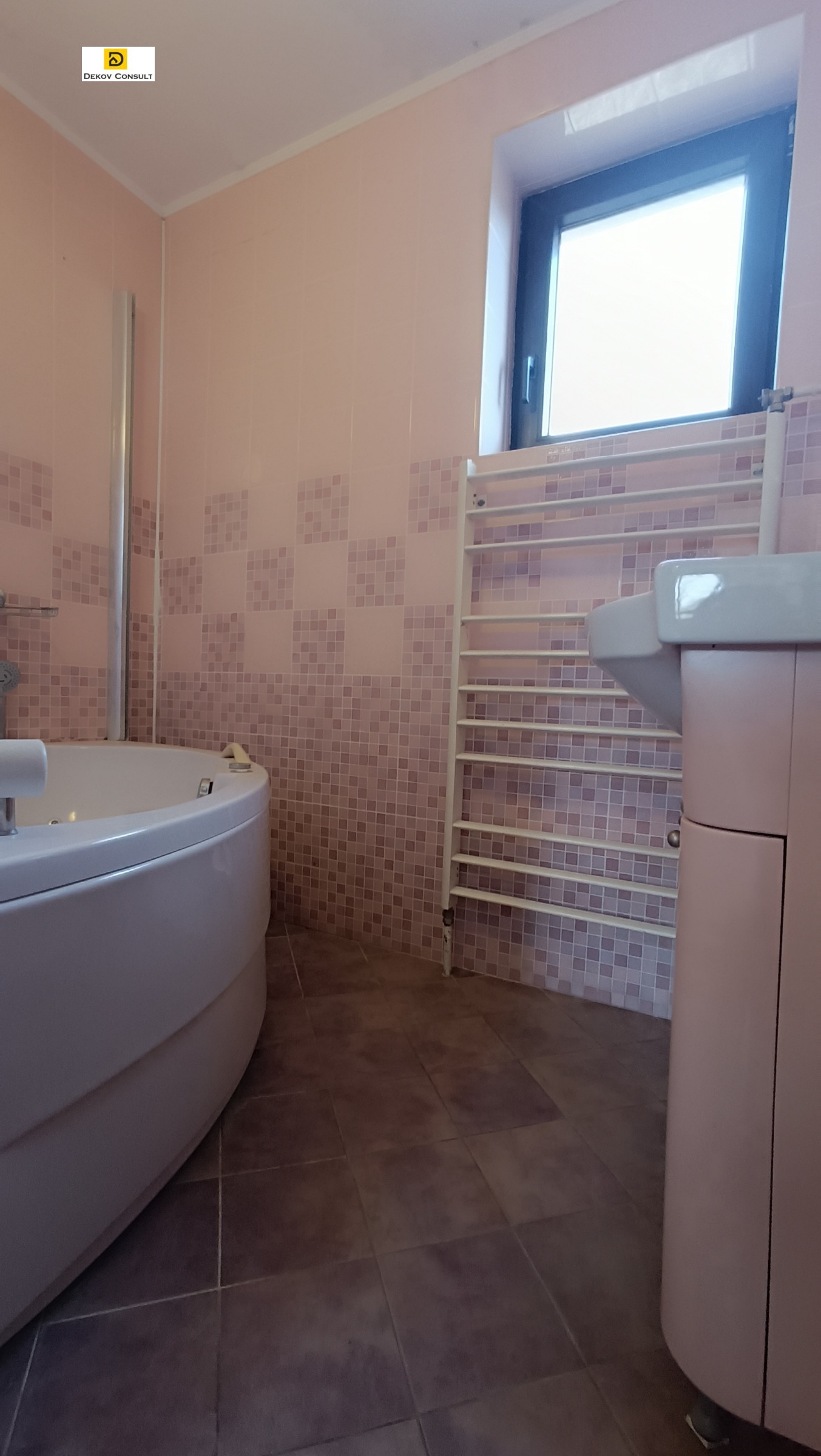 Продава КЪЩА, гр. Варна, Бриз, снимка 15 - Къщи - 53985786