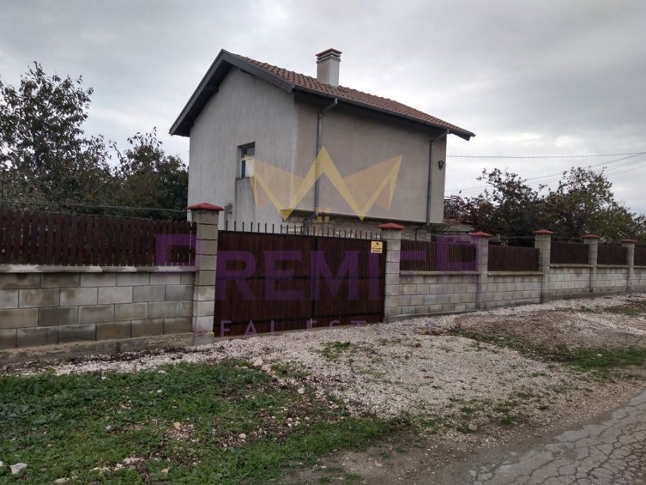 Продава КЪЩА, гр. Каварна, област Добрич, снимка 2 - Къщи - 54412108