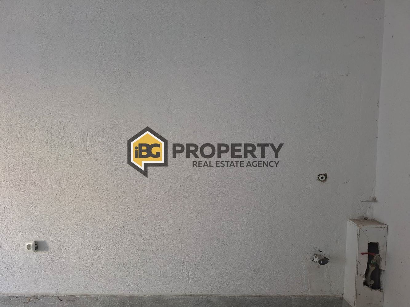 Продава ГАРАЖ, ПАРКОМЯСТО, гр. Варна, Виница, снимка 4 - Гаражи и паркоместа - 54273459