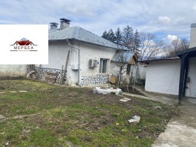 Продава къща град Перник Кошаревска махала - [1] 
