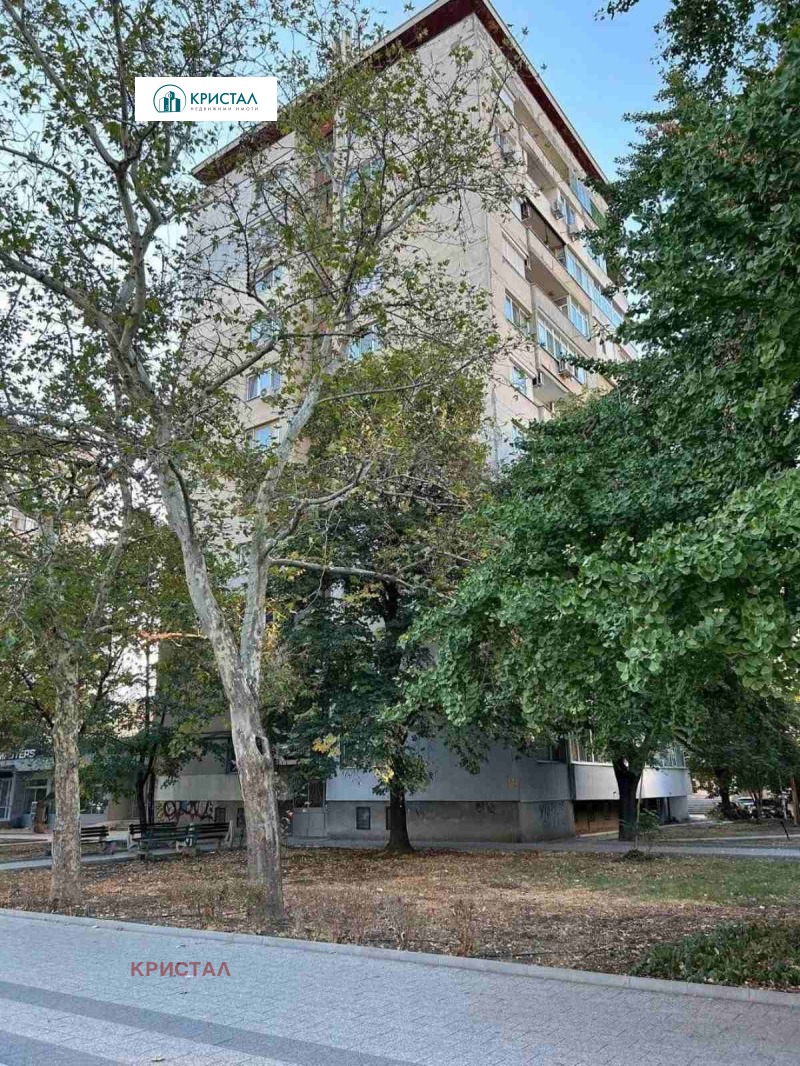 In vendita  2 camere da letto Plovdiv , Tsentar , 80 mq | 72548771