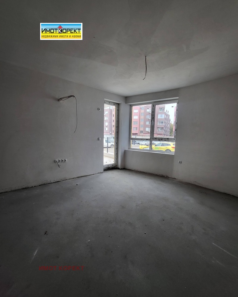 Продава 3-СТАЕН, гр. Пазарджик, Устрем, снимка 3 - Апартаменти - 52334916