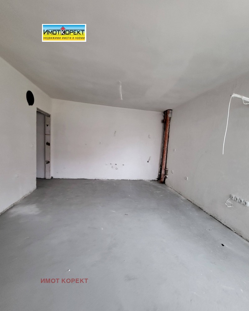 Продава 3-СТАЕН, гр. Пазарджик, Устрем, снимка 2 - Апартаменти - 52334916