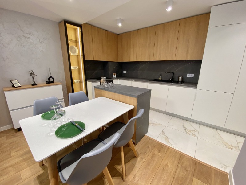 Продава 3-СТАЕН, гр. София, Бъкстон, снимка 2 - Апартаменти - 53186755