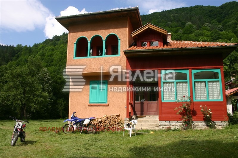 Продава КЪЩА, с. Рибарица, област Ловеч, снимка 4 - Къщи - 53541514