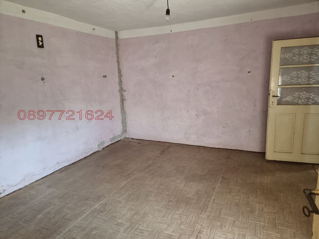 Продава КЪЩА, с. Дъбовик, област Добрич, снимка 14 - Къщи - 52781747