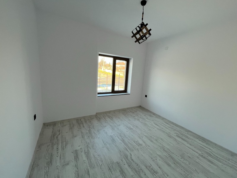 Продава КЪЩА, с. Овощник, област Стара Загора, снимка 3 - Къщи - 53149886