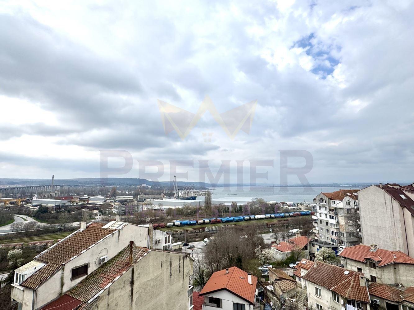 Продава 3-СТАЕН, гр. Варна, Погреби