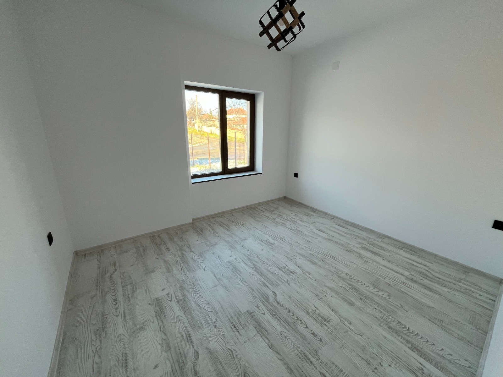 Продава КЪЩА, с. Овощник, област Стара Загора, снимка 2 - Къщи - 53149886