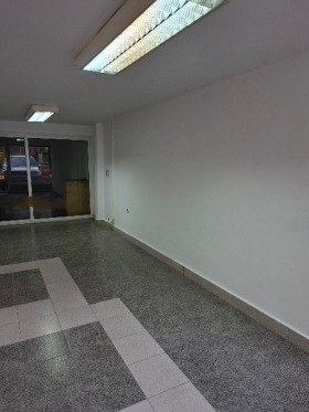 Box auto Tsentar, Plovdiv