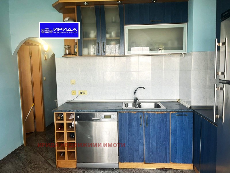 Продава 3-СТАЕН, гр. София, Бъкстон, снимка 2 - Апартаменти - 52563881