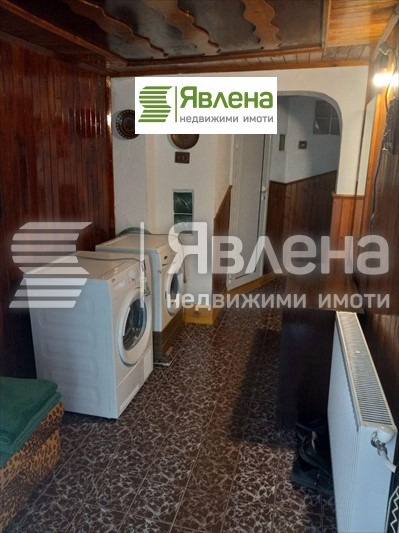 Продава ЕТАЖ ОТ КЪЩА, гр. Перник, Църква, снимка 8 - Етаж от къща - 52619160