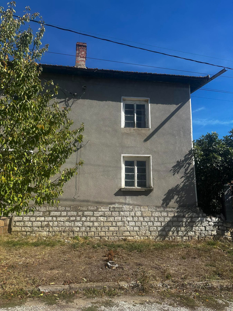 Продава КЪЩА, с. Брестовец, област Плевен, снимка 1 - Къщи - 47443294