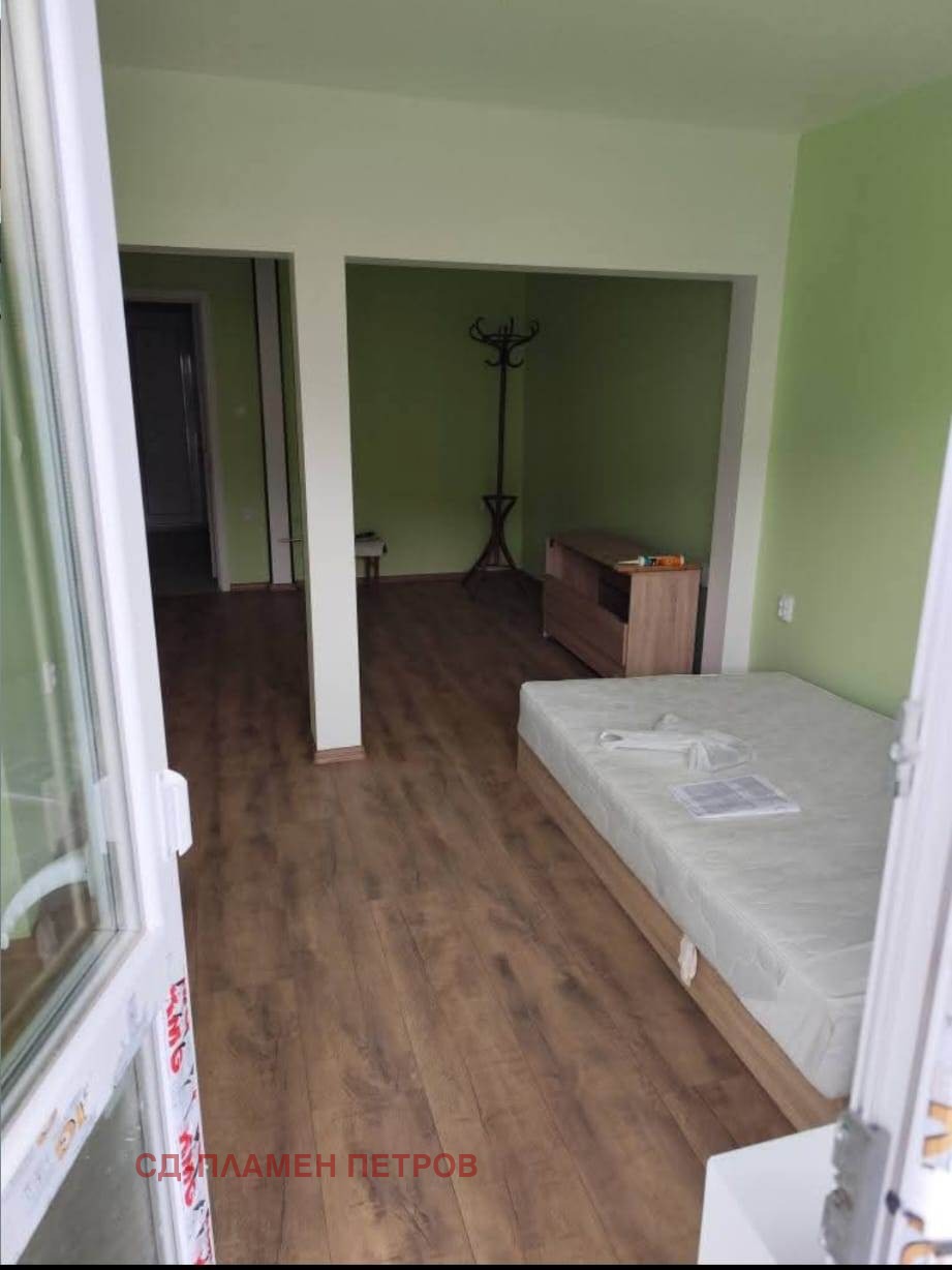 Продава 3-СТАЕН, гр. Шумен, Център, снимка 2 - Апартаменти - 51483872