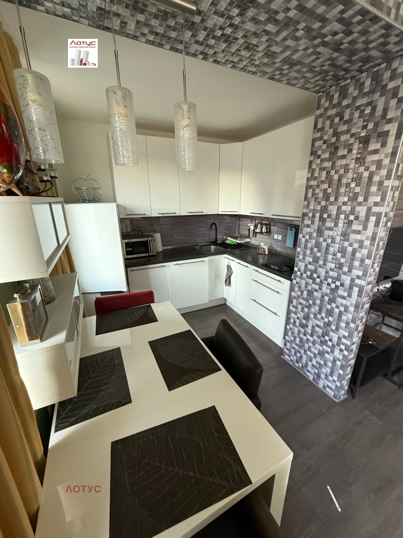 Продава 2-СТАЕН, гр. Бургас, Изгрев, снимка 3 - Апартаменти - 53252667