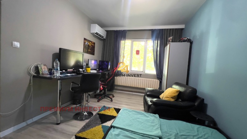 De vânzare  3 dormitoare Plovdiv , Ciuciuc Parij , 80 mp | 35745901 - imagine [14]