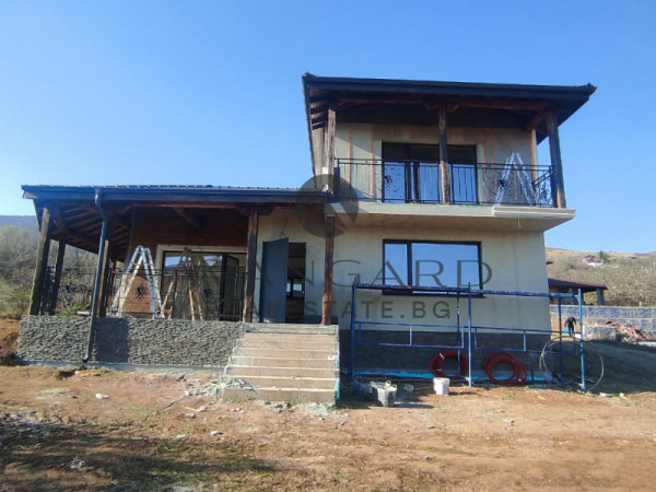 Продава  Къща област Пловдив , с. Брестник , 204 кв.м | 62304954