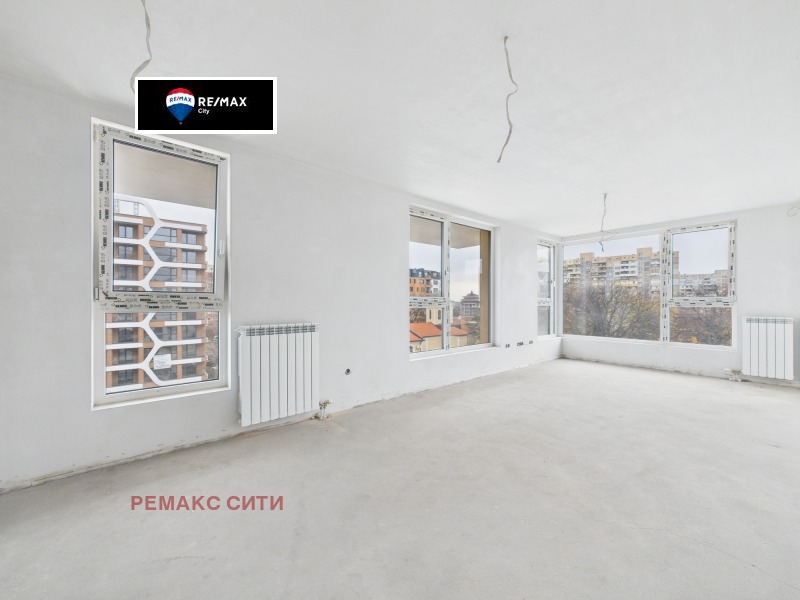 Продава 3-СТАЕН, гр. София, Оборище