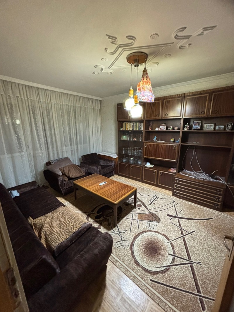 Продава МНОГОСТАЕН, гр. Стара Загора, Център, снимка 2 - Апартаменти - 52968364