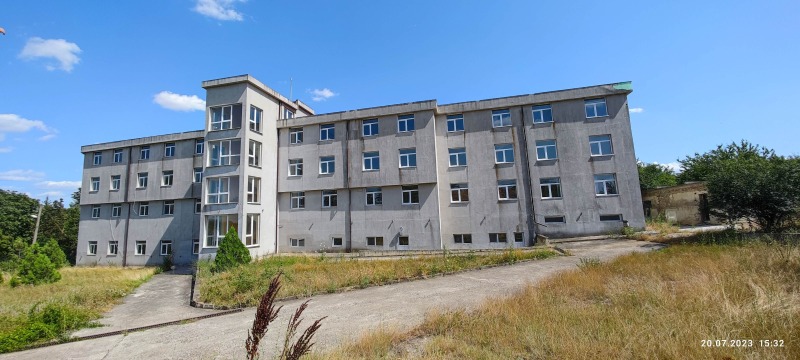 Продава  Хотел област Варна , гр. Суворово , 3508 кв.м | 90391933