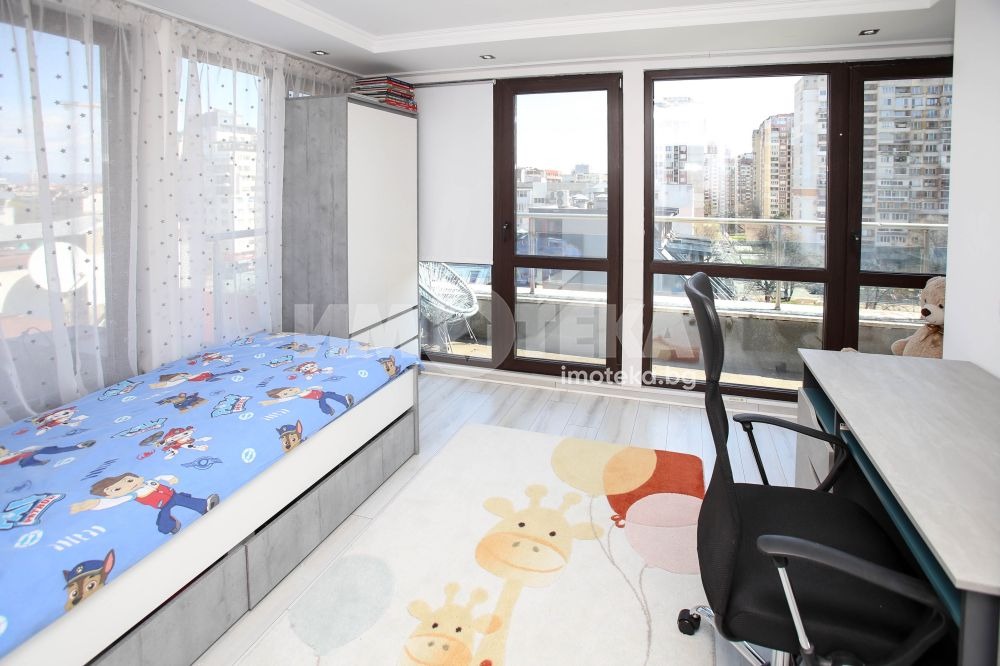 Продава МНОГОСТАЕН, гр. София, Център, снимка 15 - Апартаменти - 55788123