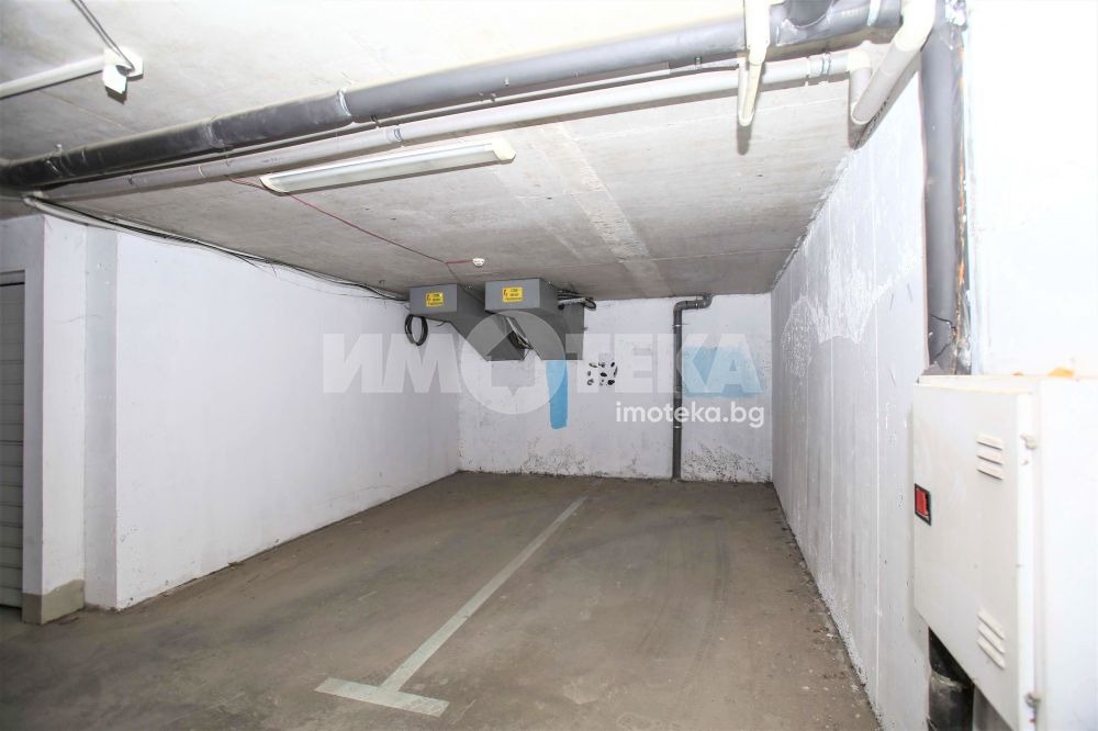 Продава МНОГОСТАЕН, гр. София, Център, снимка 17 - Апартаменти - 55788123
