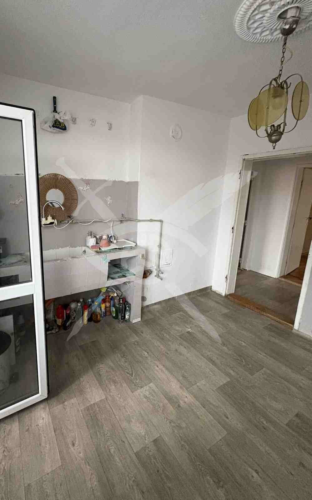 Продава ЕТАЖ ОТ КЪЩА, гр. Бургас, Банево, снимка 5 - Етаж от къща - 53957795