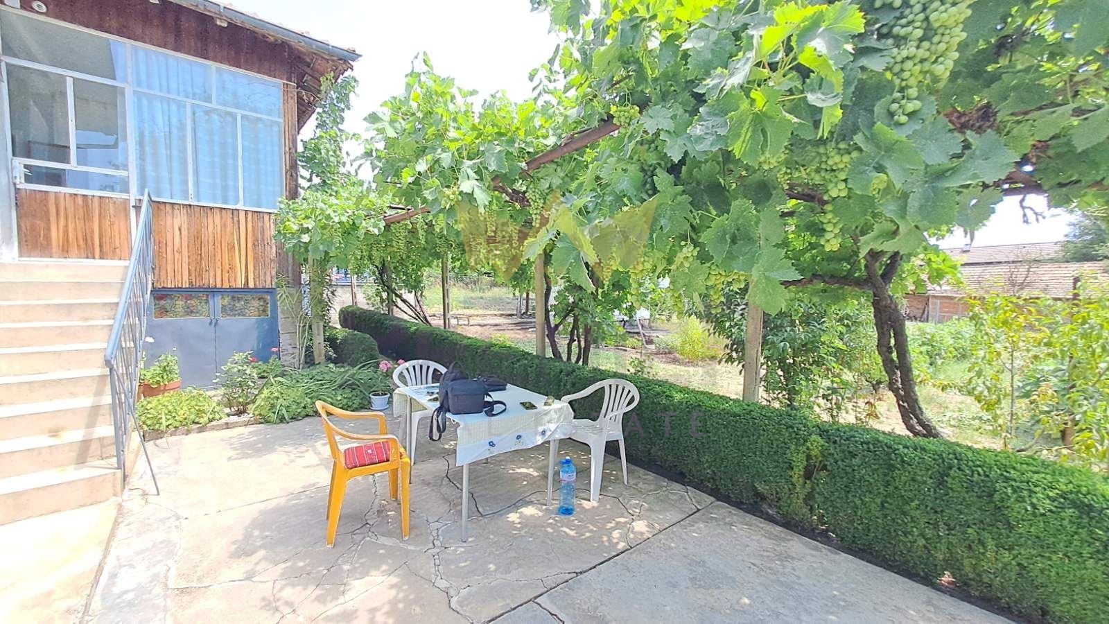 Продава КЪЩА, с. Дъбравино, област Варна, снимка 2 - Къщи - 54410572