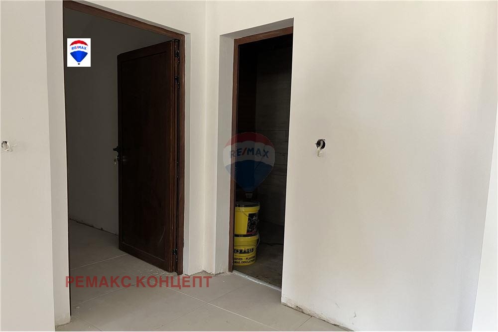 Продава МАГАЗИН, гр. Шумен, Военно училище, снимка 10 - Магазини - 54686458