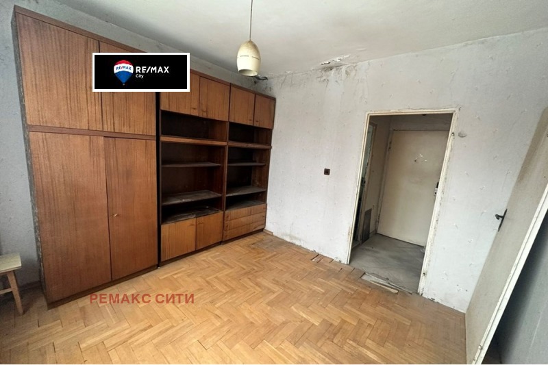 In vendita  1 camera da letto Sofia , Liulin 5 , 42 mq | 72687603