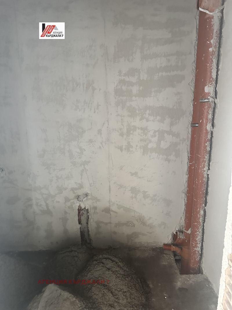 Продава  3-стаен град Кърджали , Център , 97 кв.м | 61392720 - изображение [5]
